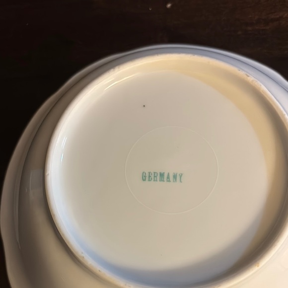 Ceramic Bowl with birds & flowers - Picture 2 of 3